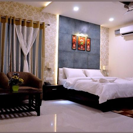 Hotel Bellevue , Gwalior Extérieur photo